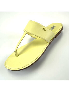 DKNY yellow flat sandals Womens Size 9am thong flip flop Summer Resortwear